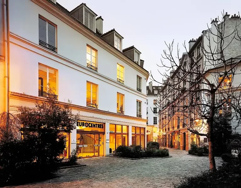 Bayswater College Paris 1 1 768x600