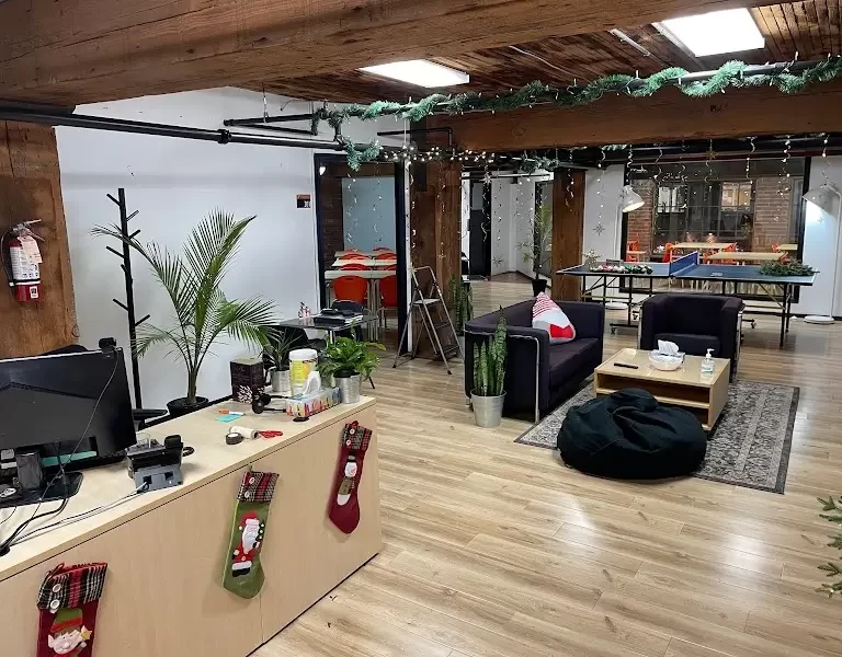 CES English Schools Vancouver 1 1 768x600