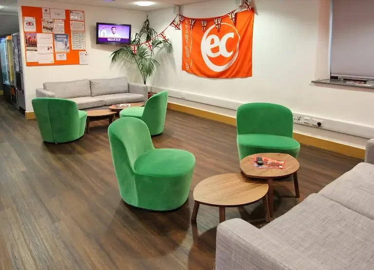 EC English Schools Brighton 2 1 768x555