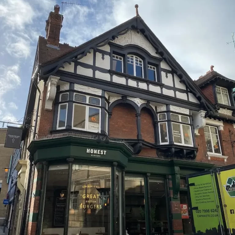 EC English Schools Cambridge 1 1 768x768