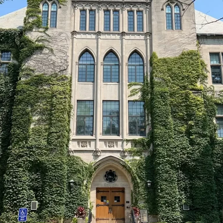 ELS USA Chicago 1 1 768x768