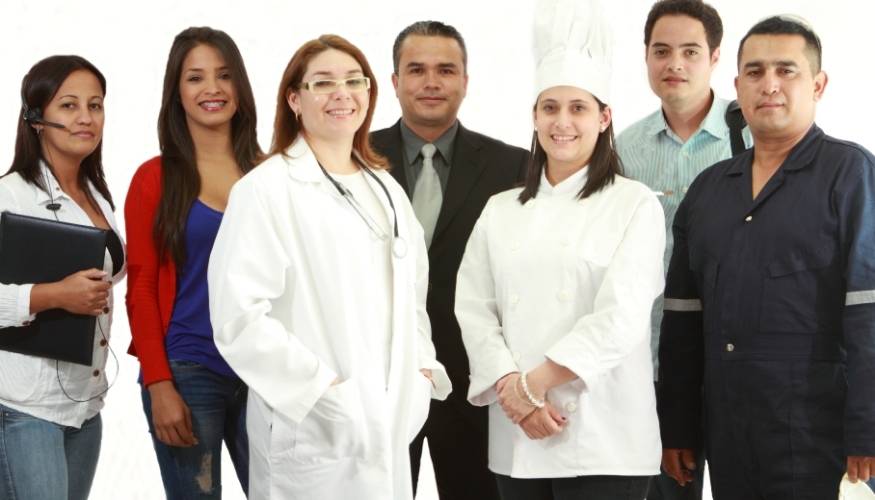 Estos son los profesiones de los migrantes a los que Canadá les dará prioridad tras anuncio de reducción de extranjeros
