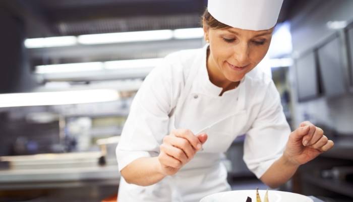 Estudiar gastronomía en el exterior:
Oportunidades profesionales