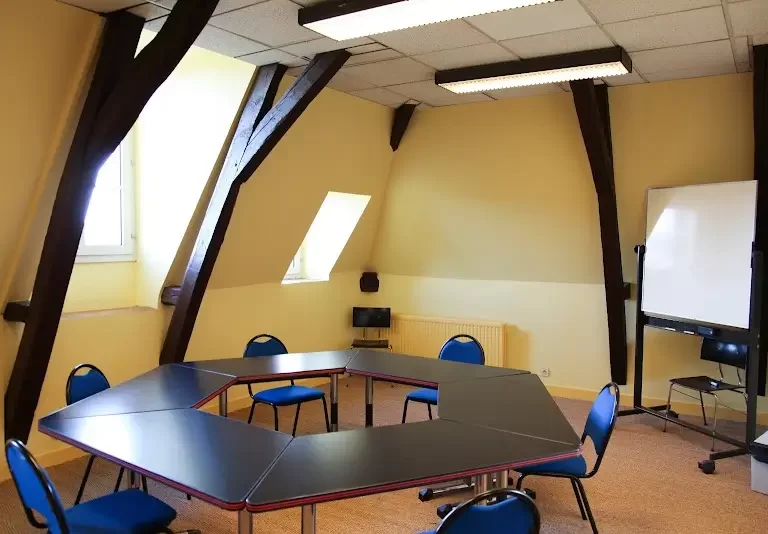 Eurocentres Amboise 1 1 768x534