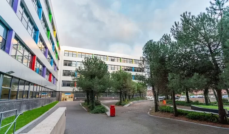 Experience English Manchester 2 1 768x450