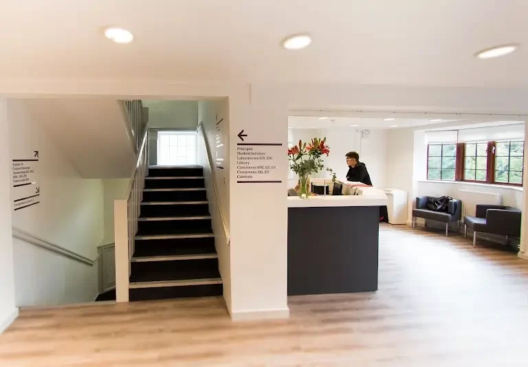 Kings Education Oxford 1 1 768x534