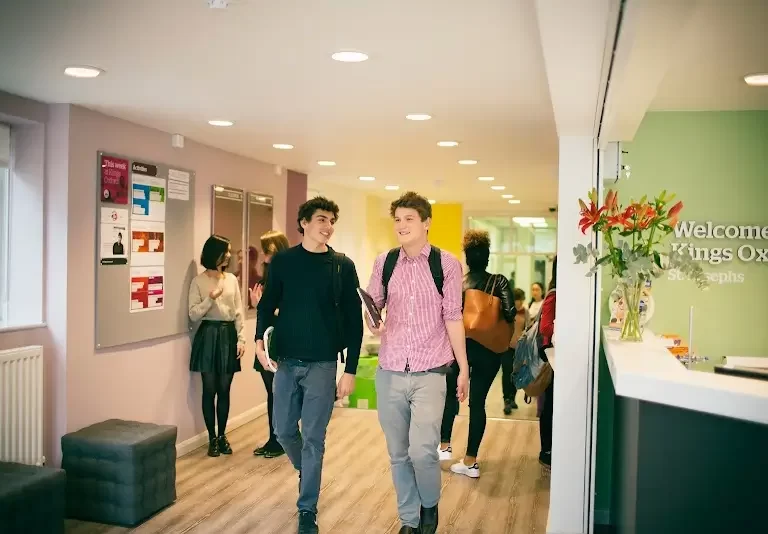 Kings Education Oxford 3 1 768x534