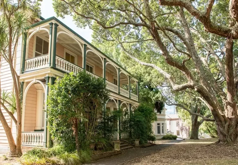 LI Languages International Auckland 3 1 768x534