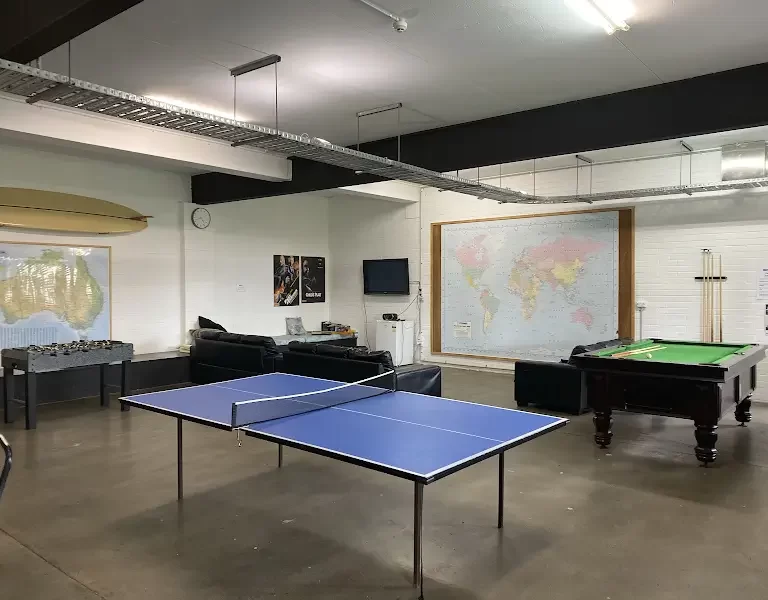 Lexis English Byron Bay 2 1 768x600