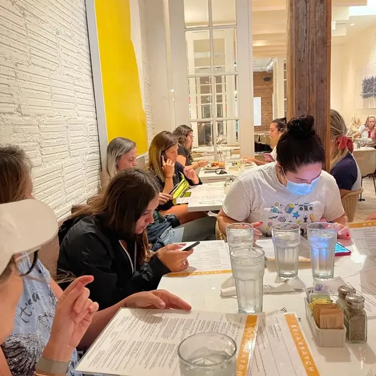 OHLA Open Hearts Language Academy Aventura 1 1 768x768