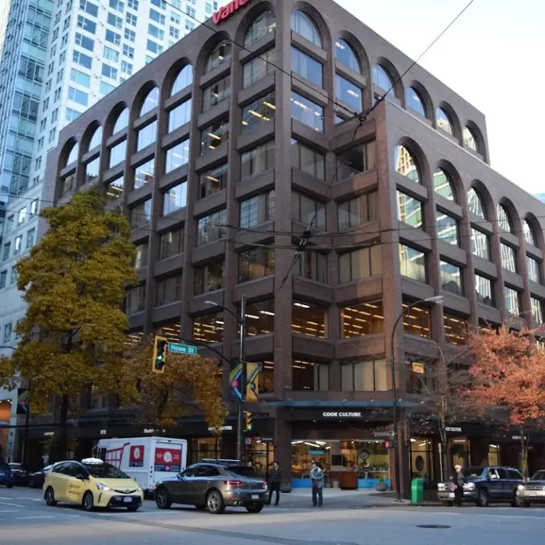 Oxford International Vancouver 2 1 768x768