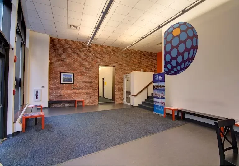 Talk English Schools Boston 3 1 768x534