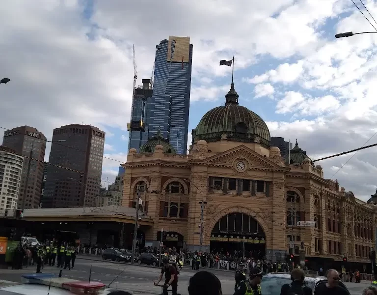 Torrens University Language Centre Melbourne 3 1 768x600