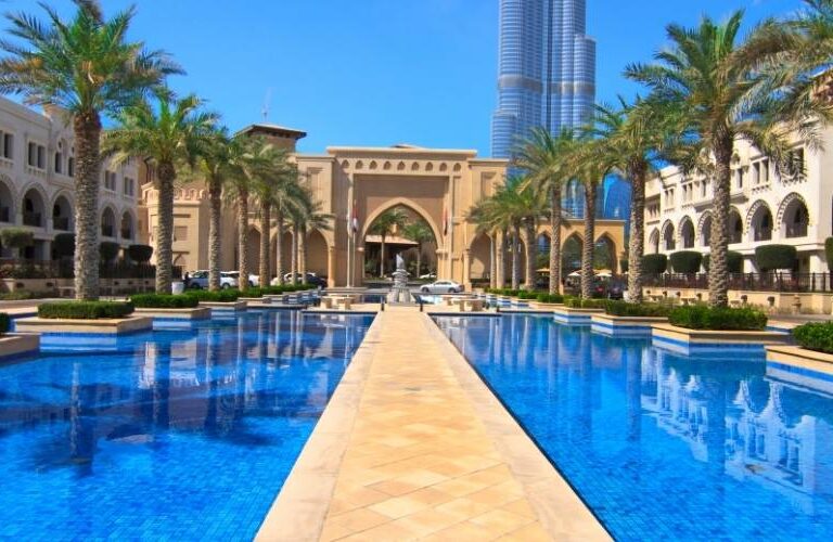 Trabajar y estudiar en Dubai: Oportunidades y requisitos