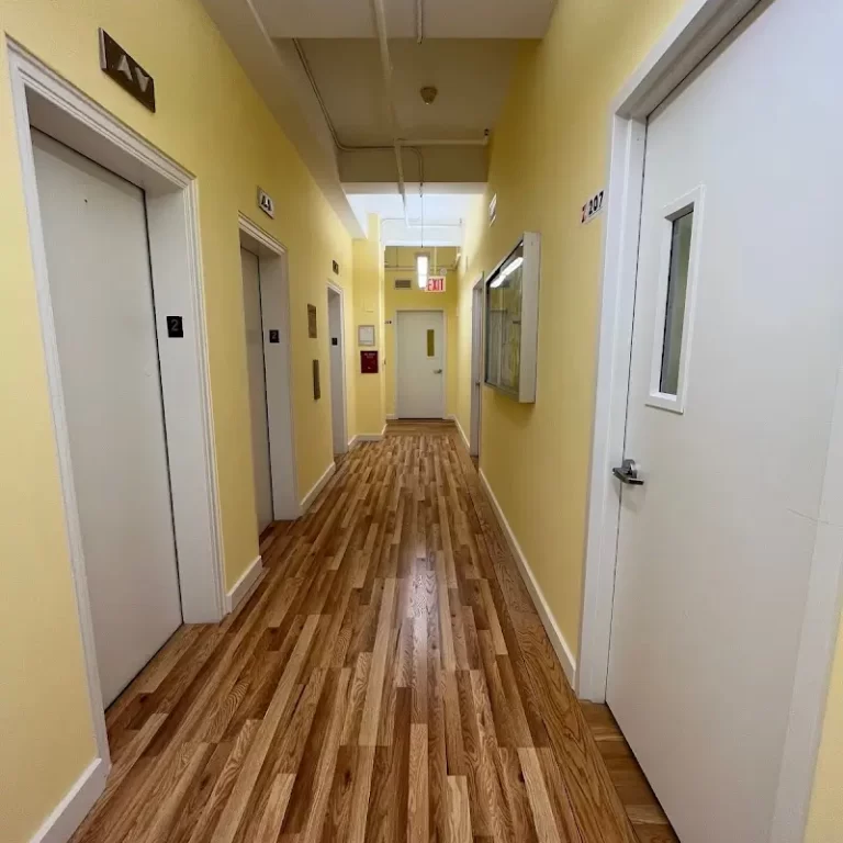 Zoni Language Centers New York 1 1 768x768