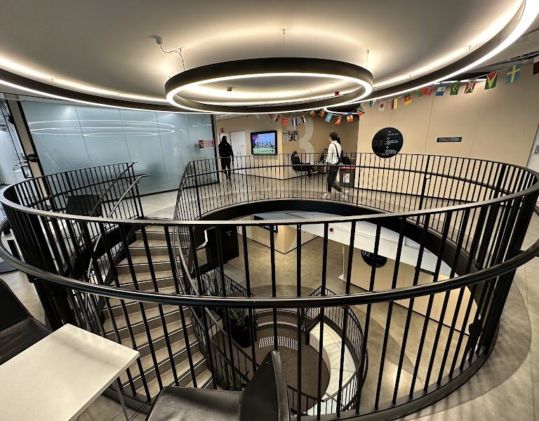 Navitas English Sydney 3 768x600