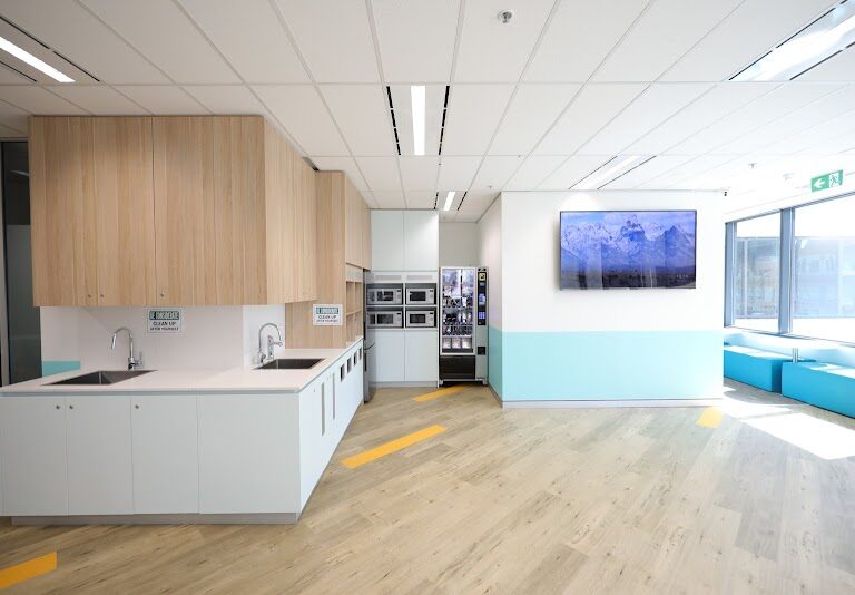 UEC Universal English College Sydney 2 768x534