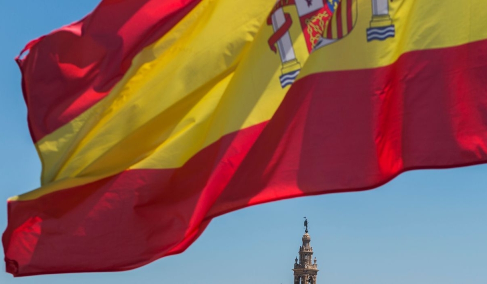 España flexibiliza las reglas para que extranjeros puedan estudiar y trabajar al mismo tiempo