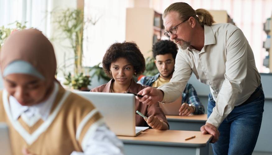 apoyos financieros Qué se sirven para estudiar en el exterior en 2025