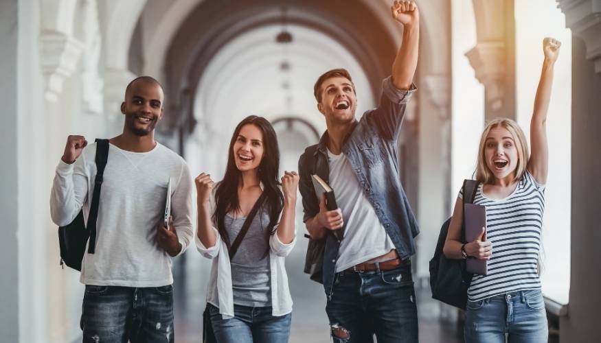 Becas para Reino Unido