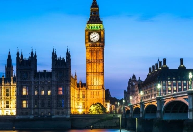 Reino Unido abre convocatoria para becas Chevening: estudia una maestría con todos los gastos pagos