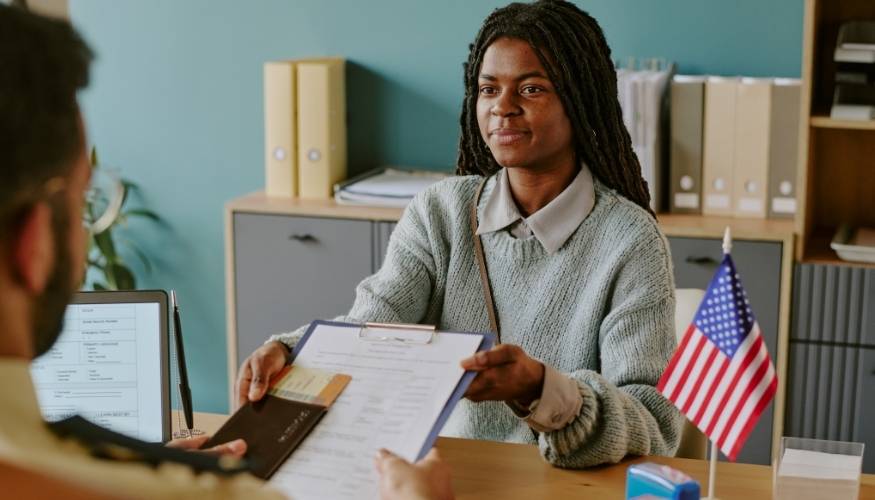 ¿A quién afecta esta demora, de las visas a Estados Unidos?